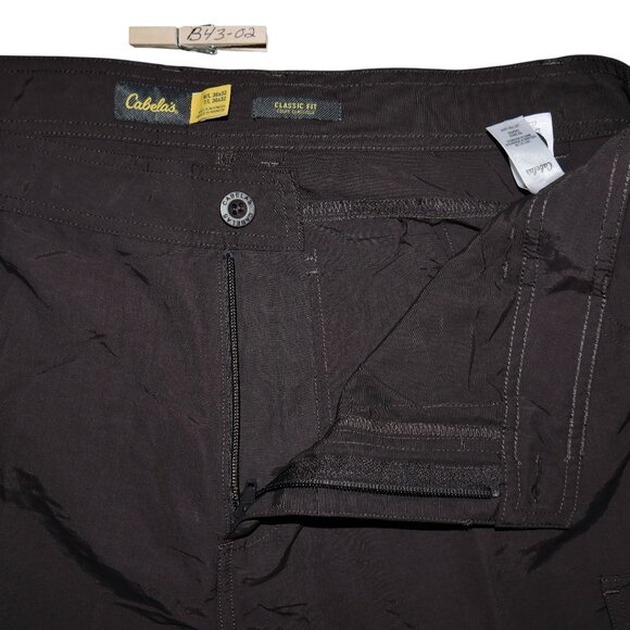 Cabelas Mens Convertible 2 in 1 Zip Off Pants Size 36x32 Brown Packable Hiking - Picture 8 of 10